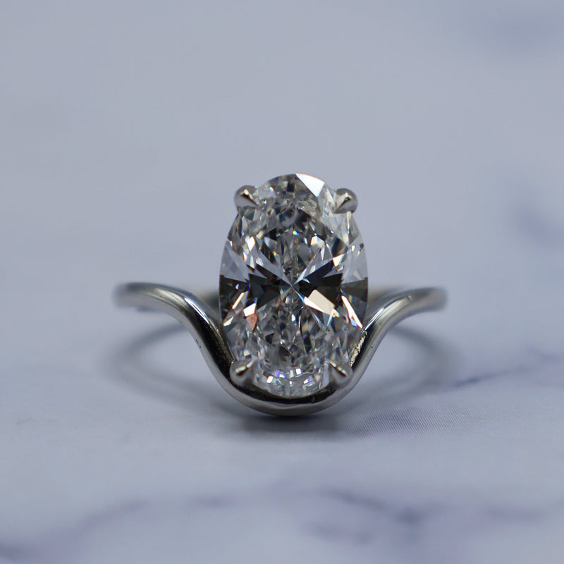 Oval Engagement Ring in Platinum