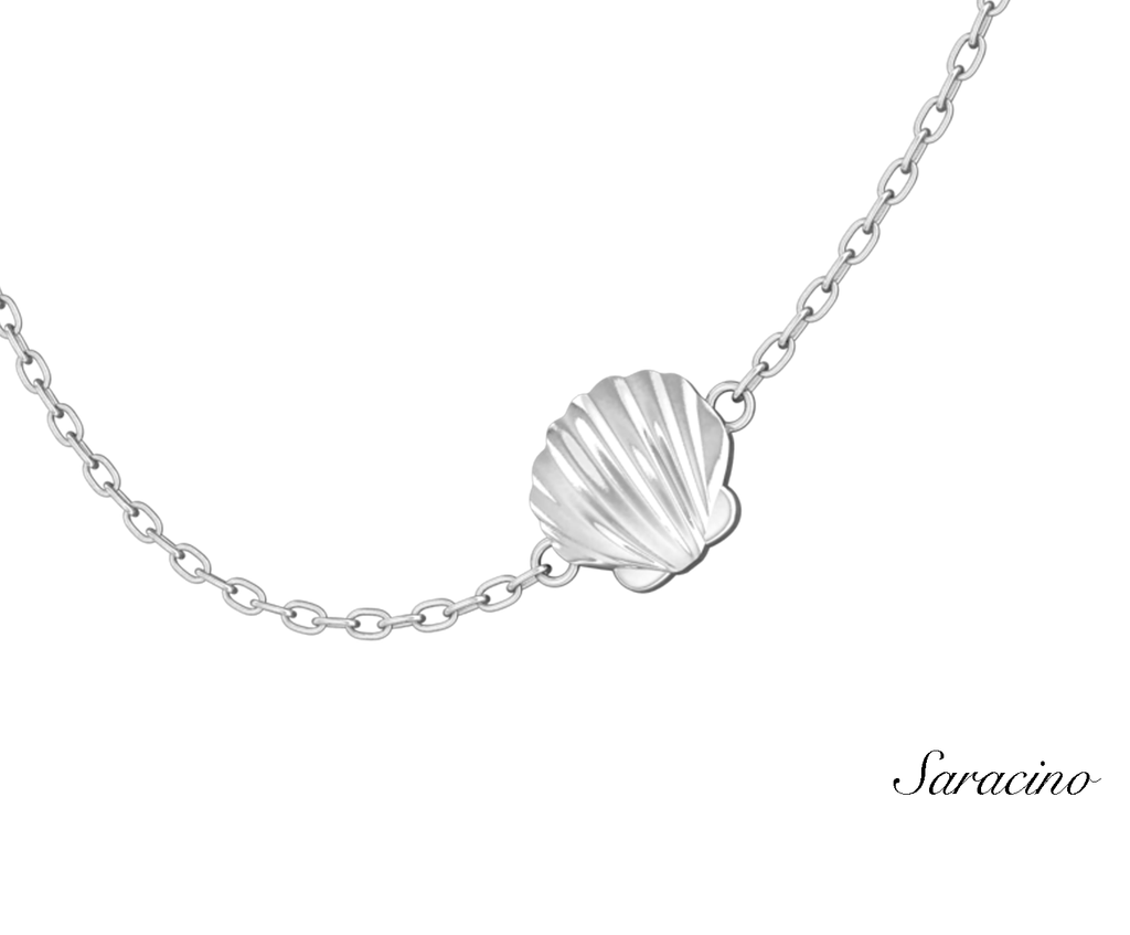 Seashell Necklace in White Gold